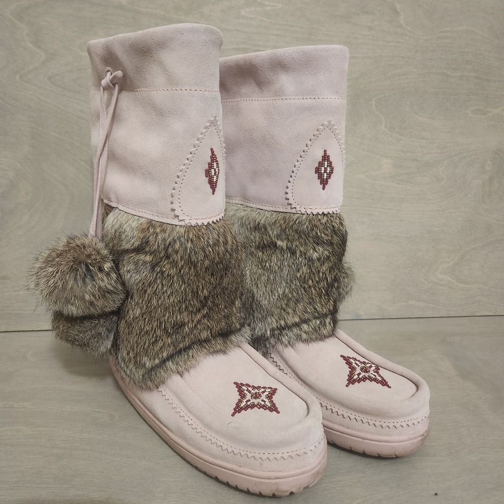 Pink Waterproof Moccasin Boots Fur Trimmed Pink Beaded Winter Warm Size 8